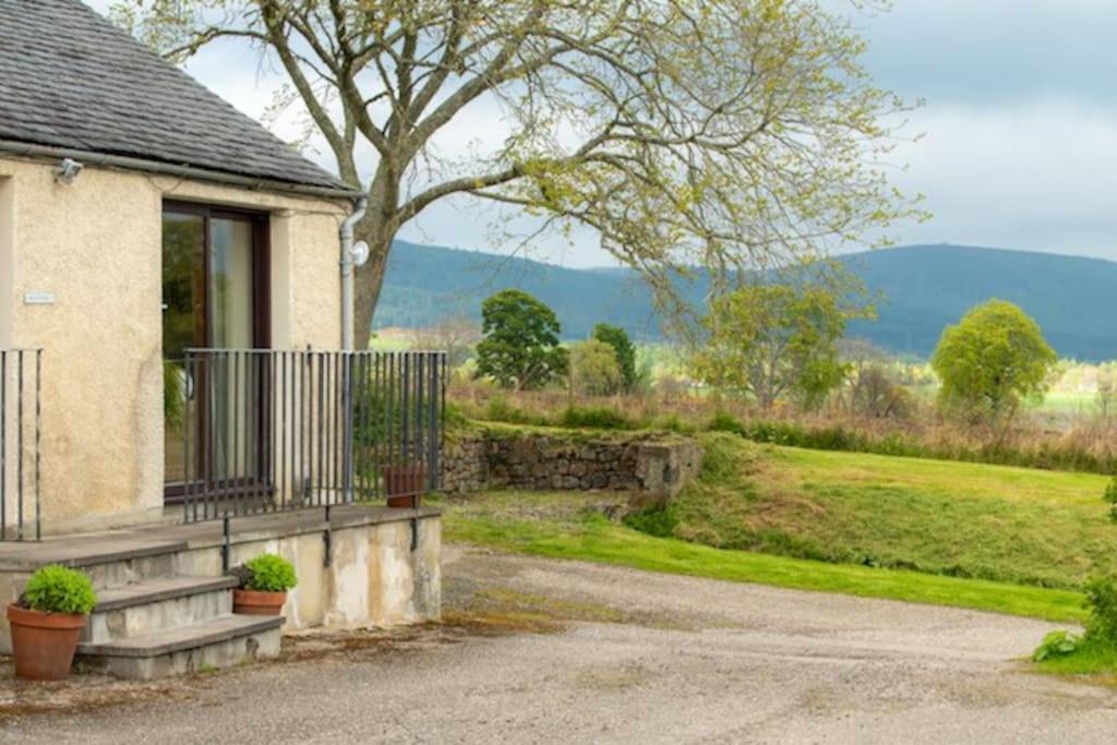 Foulis Cottage, Foulis Estate, Highland Scotland Ardullie Exterior photo
